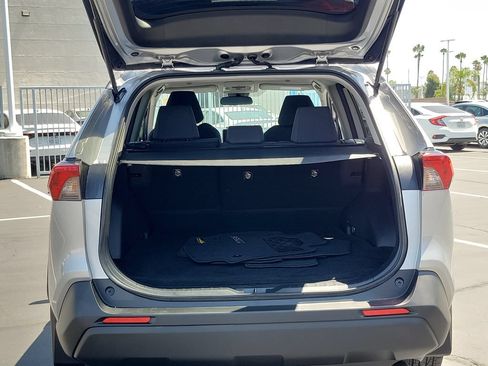 Used 2024 Toyota RAV4 LE AWD/4WD image 10