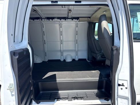 New 2026 GMC Savana 2500 w/ Driver Convenience Package RWD image 6