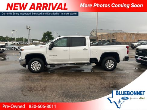 Used 2023 Chevrolet Silverado 2500 LT w/ Convenience Package image 1