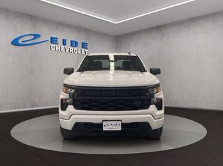 New 2026 Chevrolet Silverado 1500 Custom w/ Turbomax Blackout Package AWD/4WD video 2