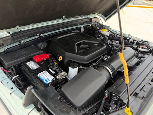 Used 2024 Jeep Wrangler Sport AWD/4WD image 44