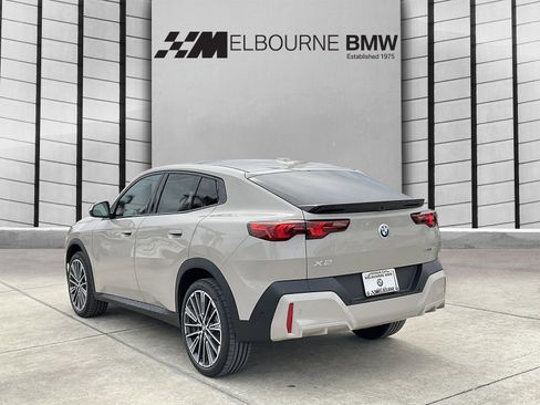 New 2026 BMW X2 xDrive28i w/ Technology Package image 6