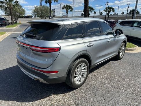 Used 2022 Lincoln Corsair FWD image 6