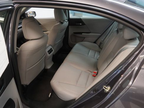 Used 2015 Honda Accord EX-L image 19