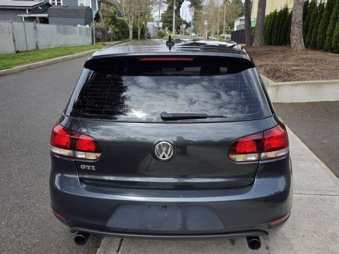 Used 2010 Volkswagen GTI 4-Door FWD image 6
