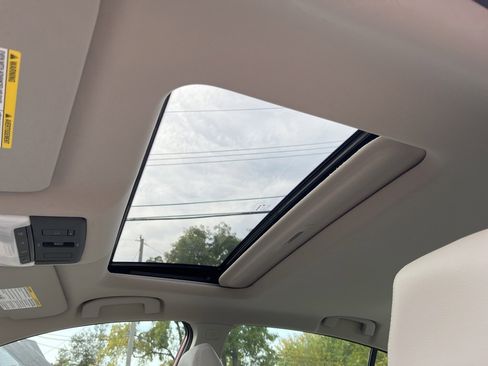 Used 2024 Nissan Altima 2.5 SL image 23