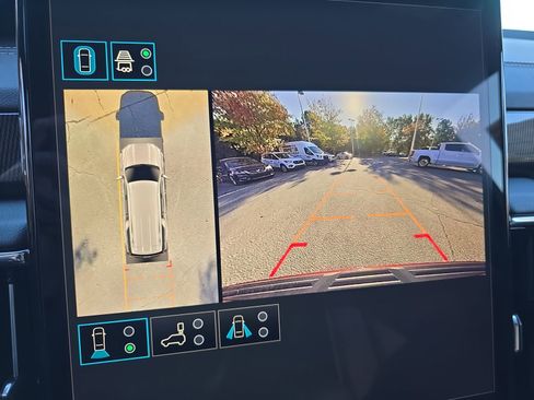 New 2026 GMC Yukon XL Elevation image 26