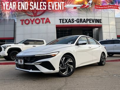 Used 2025 Hyundai Elantra Limited