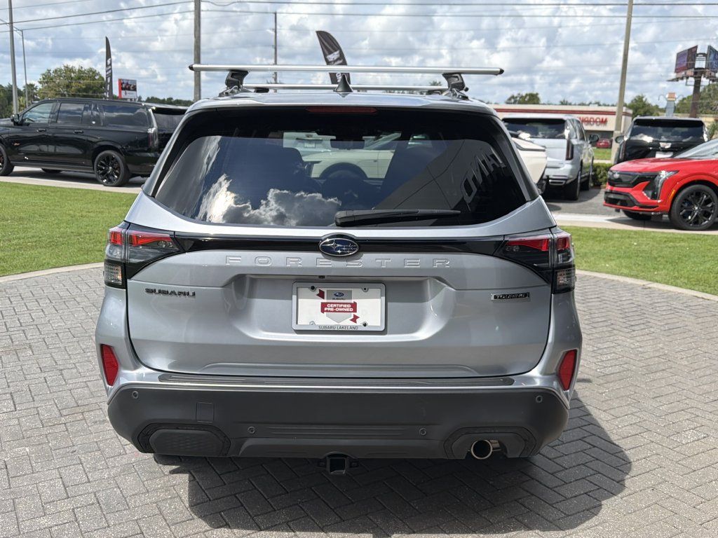 Certified 2025 Subaru Forester Touring w/ Popular Package - Touring AWD/4WD image 5