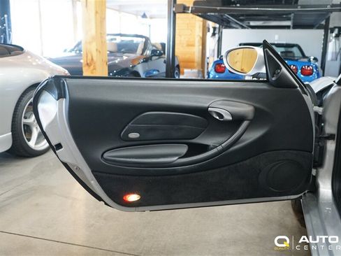 Used 2001 Porsche Boxster RWD image 15