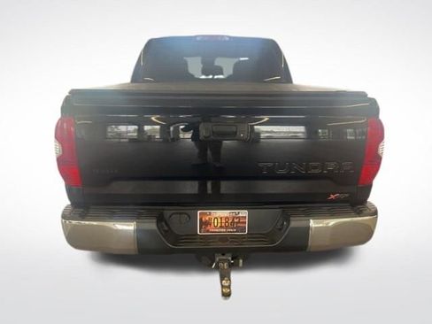 Used 2017 Toyota Tundra SR5 w/ SR5 Upgrade Package image 8