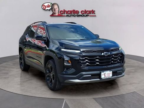 Used 2025 Chevrolet Equinox LT w/ Convenience Package II FWD image 7