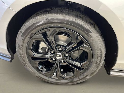 New 2025 Honda Accord SE image 10