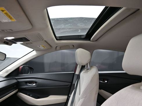 Used 2023 Honda Accord EX image 15