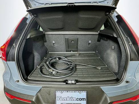 Used 2023 Volvo XC40 Recharge Ultimate w/ Protection Package Premier AWD/4WD image 26
