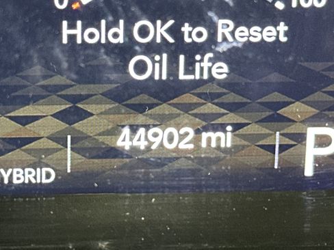 Used 2022 Jeep Wrangler Unlimited Sahara w/ Cold Weather Group image 5