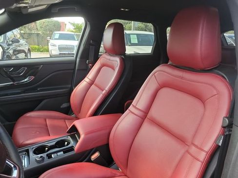 Certified 2023 Lincoln Corsair Reserve w/ Jet Appearance Package FWD image 10
