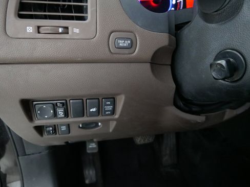 Used 2011 INFINITI FX35 AWD w/ Premium Pkg image 26