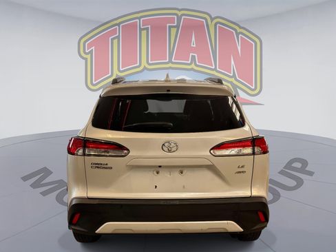 Used 2022 Toyota Corolla Cross LE w/ Moonroof Package AWD/4WD image 3