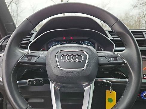 Certified 2022 Audi Q3 2.0T Premium Plus image 16