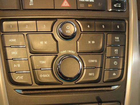 Used 2017 Buick Verano Convenience image 23