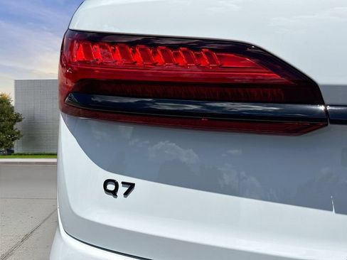 New 2026 Audi Q7 2.0T Premium AWD/4WD image 10