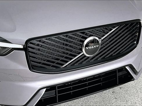 New 2026 Volvo XC60 B5 Core AWD/4WD image 37