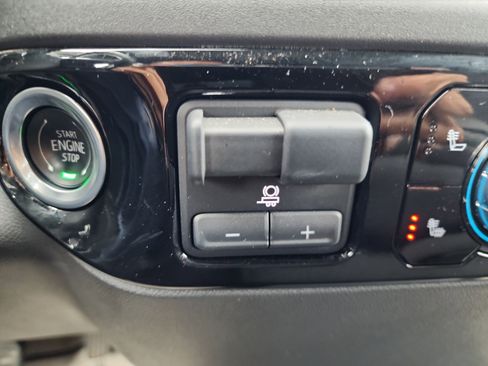 Certified 2024 GMC Sierra 1500 Elevation w/ X31 Off-Road Package image 15