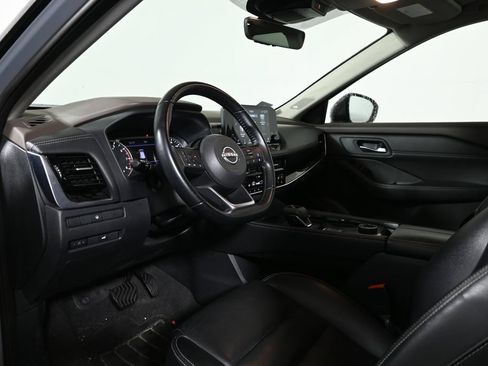 Used 2022 Nissan Rogue SL w/ SL Premium Package AWD/4WD image 4