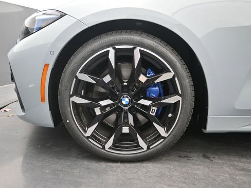 New 2026 BMW M440i Coupe RWD image 4
