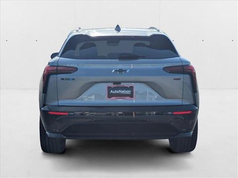 New 2025 Chevrolet Blazer EV RS image 7