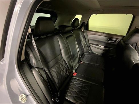 Used 2023 Nissan Rogue Platinum AWD/4WD image 23