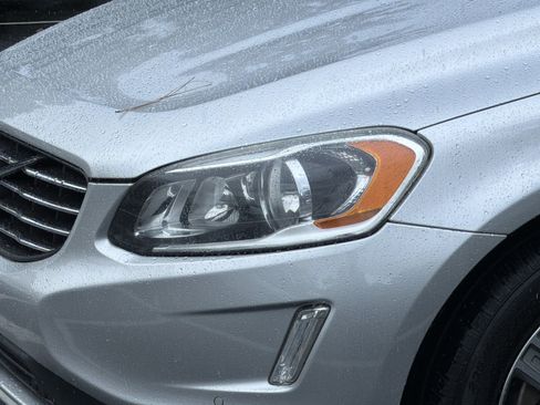 Used 2017 Volvo XC60 T5 Inscription w/ Preferred Option Package FWD image 6