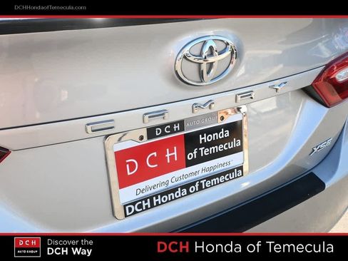 Used 2020 Toyota Camry XSE image 7