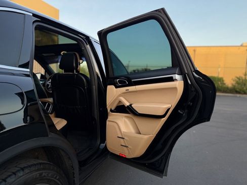 Used 2015 Porsche Cayenne Diesel image 28