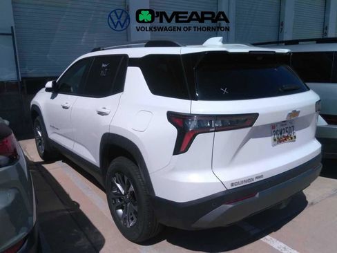 Used 2025 Chevrolet Equinox LT w/ Convenience Package II AWD/4WD image 2