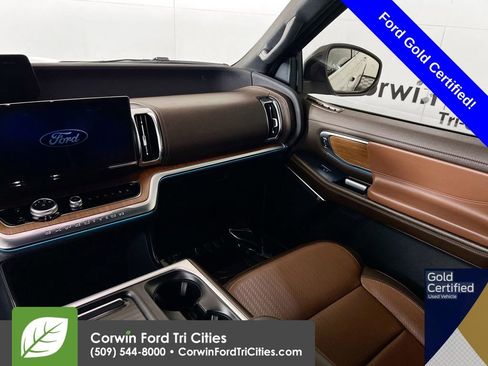 Used 2025 Ford Expedition Max King Ranch image 28