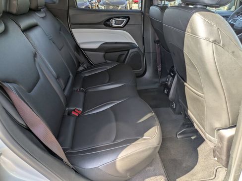 Used 2025 Jeep Compass Limited AWD/4WD image 25