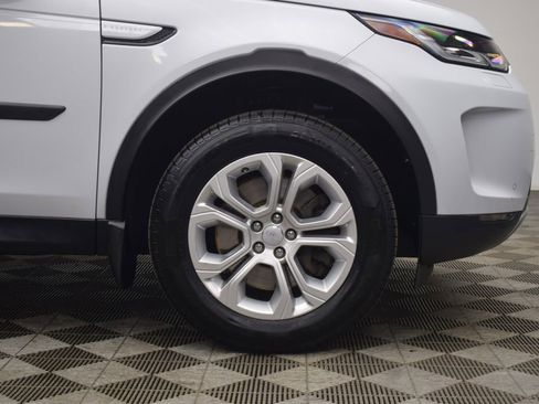 Used 2020 Land Rover Discovery Sport SE image 31