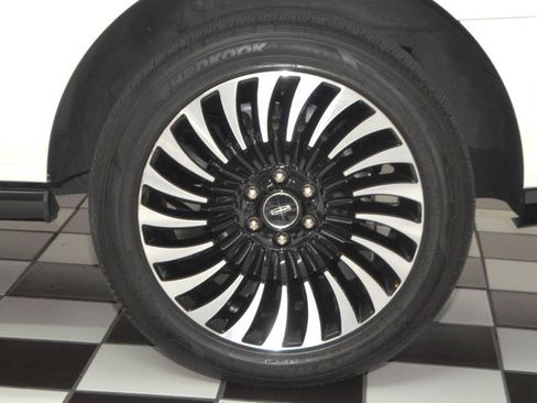 Used 2020 Lincoln Navigator Black Label AWD/4WD image 12