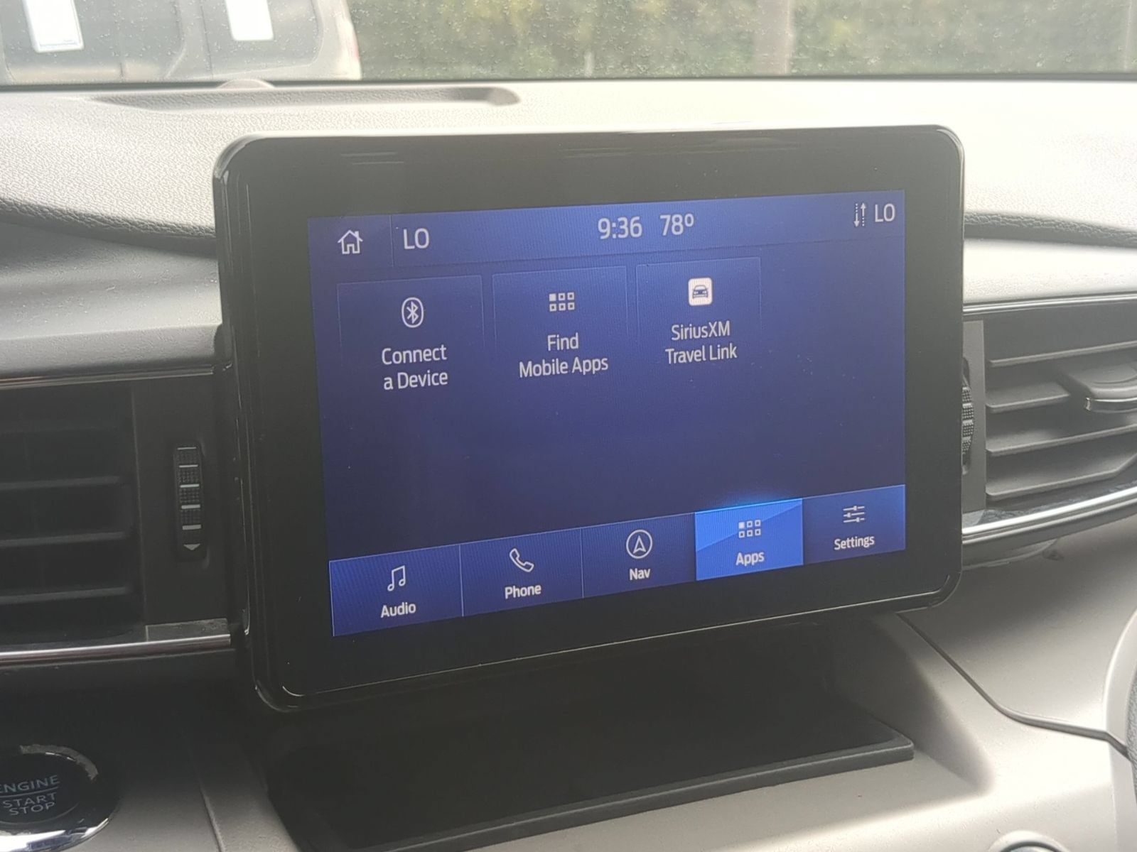 Used 2022 Ford Explorer XLT w/ Equipment Group 202A RWD image 25
