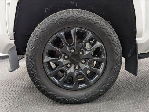 Used 2024 Toyota Tacoma SR5 RWD image 28