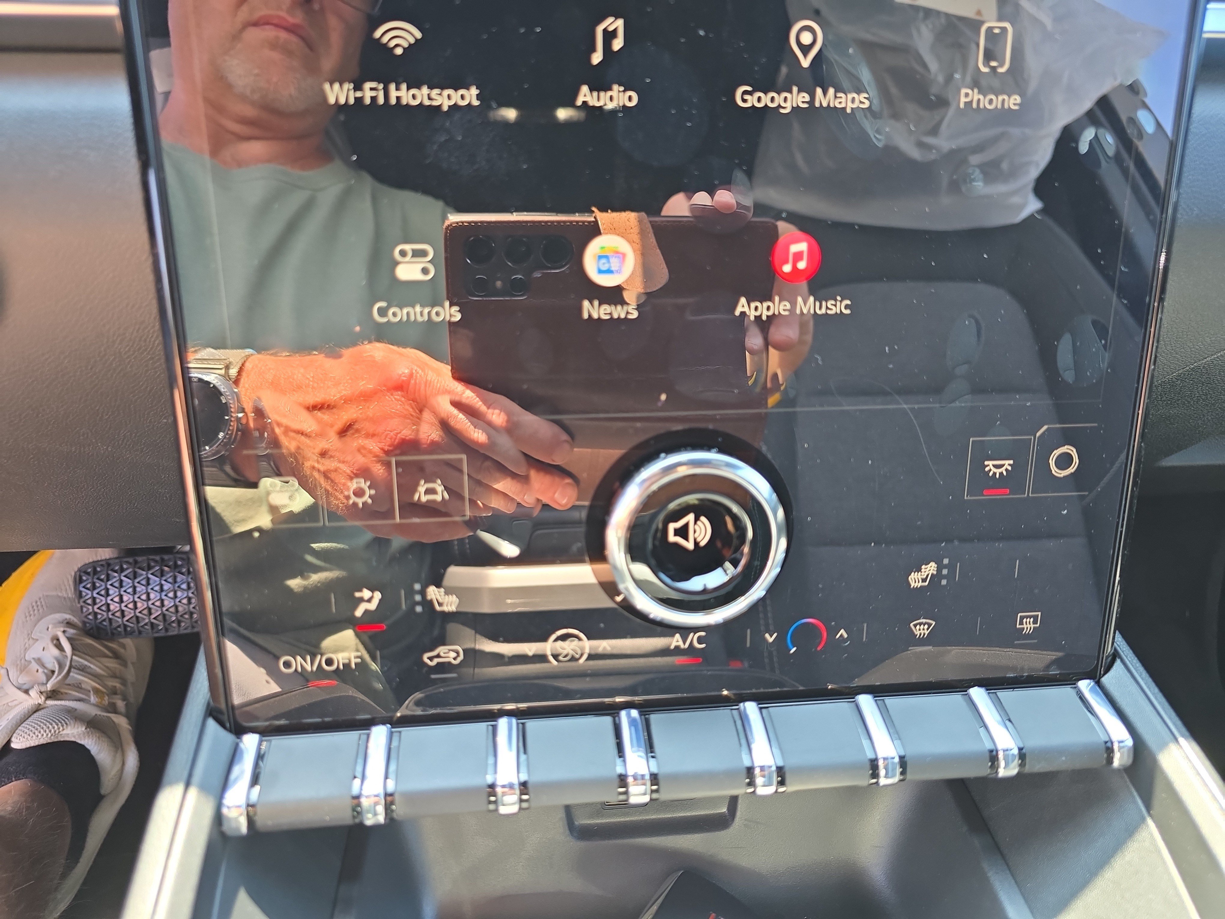 New 2027 GMC Terrain Elevation FWD image 25