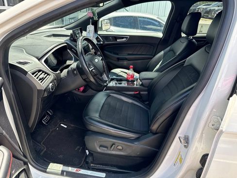Used 2021 Ford Edge ST-Line FWD image 5