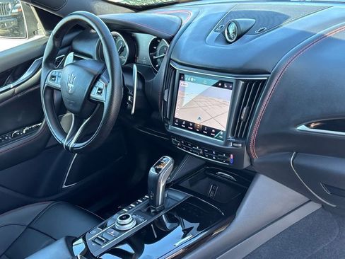 Used 2024 Maserati Levante GT Ultima AWD/4WD image 30