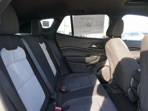New 2026 Chevrolet Trax RS w/ Sunroof Package FWD image 9