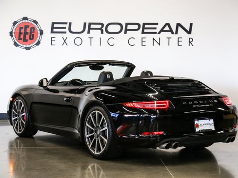 Used 2013 Porsche 911 Carrera S RWD image 9