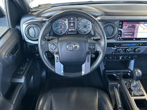 Certified 2022 Toyota Tacoma TRD Off-Road RWD image 13