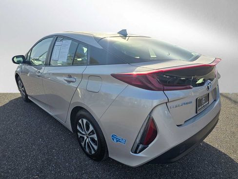 Used 2021 Toyota Prius Prime XLE image 5