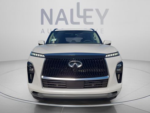 New 2026 INFINITI QX80 Luxe RWD image 8